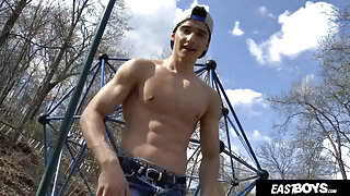 Sexy muscle boy Jared Shaw striptease