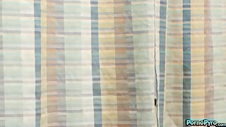 Riley Star Is A Puta Bitch So She Needs Her Gloryhole Fix