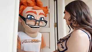 Black-Haired Babe Catherine Knight Sucks My Cock and Takes a Cum Bath!